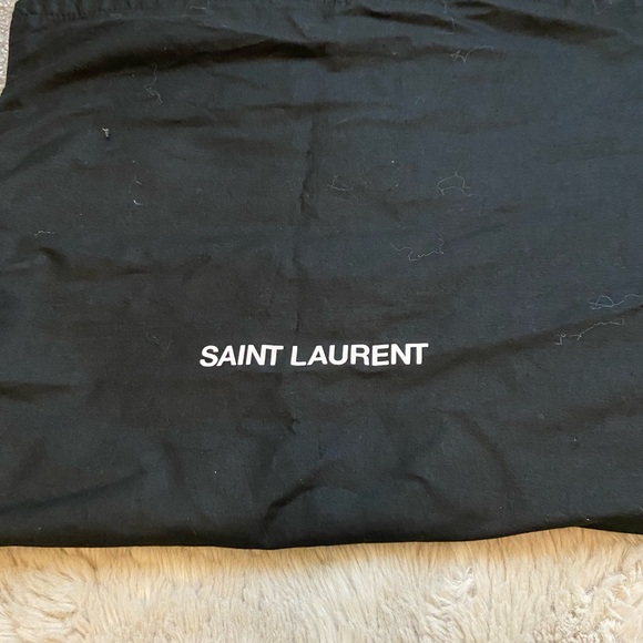 Saint Laurent Grey Shopping Leather Tote - Picture 9 of 13